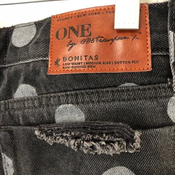 ONE X ONE TEASPOON BONITA black jean shorts 27. - Picture 8 of 8